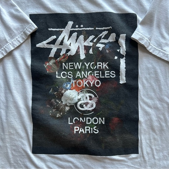 Stussy White and Black Graphic Tee - Picture 3 of 8